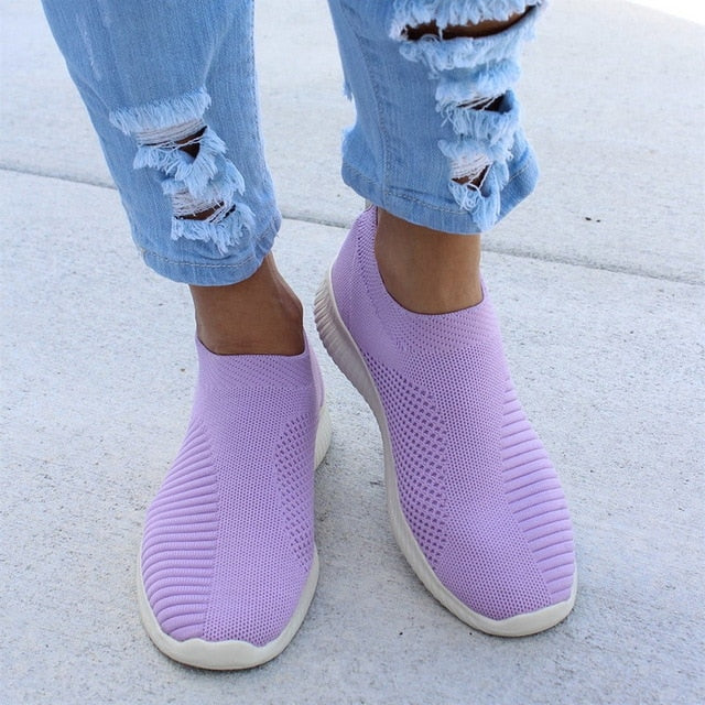 Vertvie Plus Size 35-43 Women Walking Shoes 2019 Fashion Slip On Sock Mesh Female Sneakers Flat Casual Shoes Jogging Hot Sale