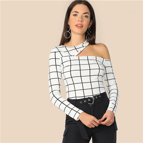 SHEIN Sexy Black and White Asymmetric Cutout Neck Grid Fitted Plaid Tee 2019 Spring Round Neck Modern Lady Women Top Tees